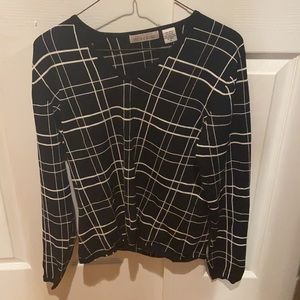 Evelyn & Arthur Women's Plaid Black and White Long-Sleeve Top M